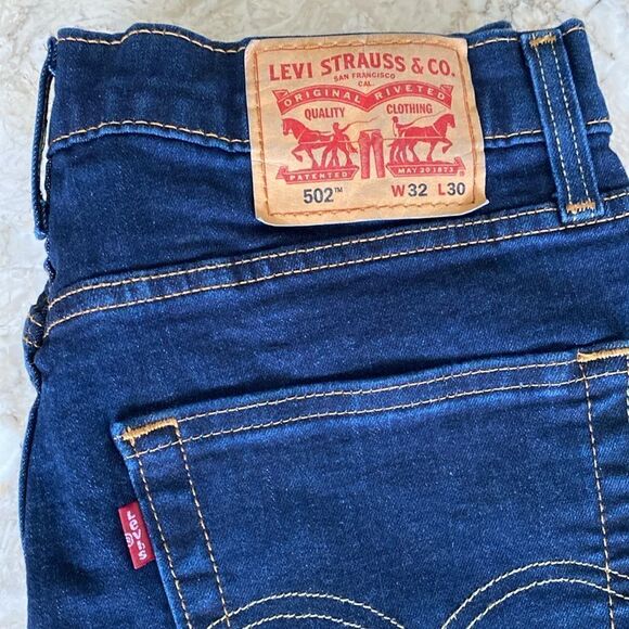 Levi’s 502 Taper Dark Wash Stretch Jeans - Picture 9 of 12
